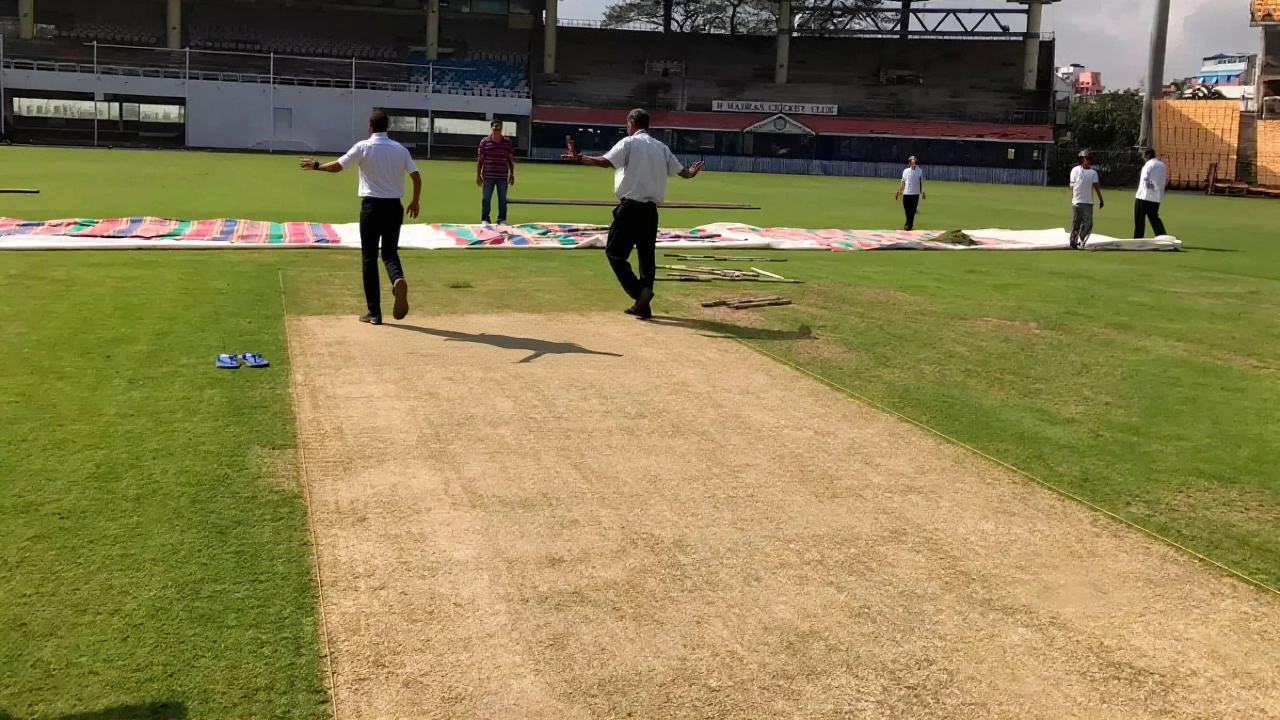 CSK vs MI: Spin‑Friendly Chepauk Pitch Puts Mumbai in Trouble